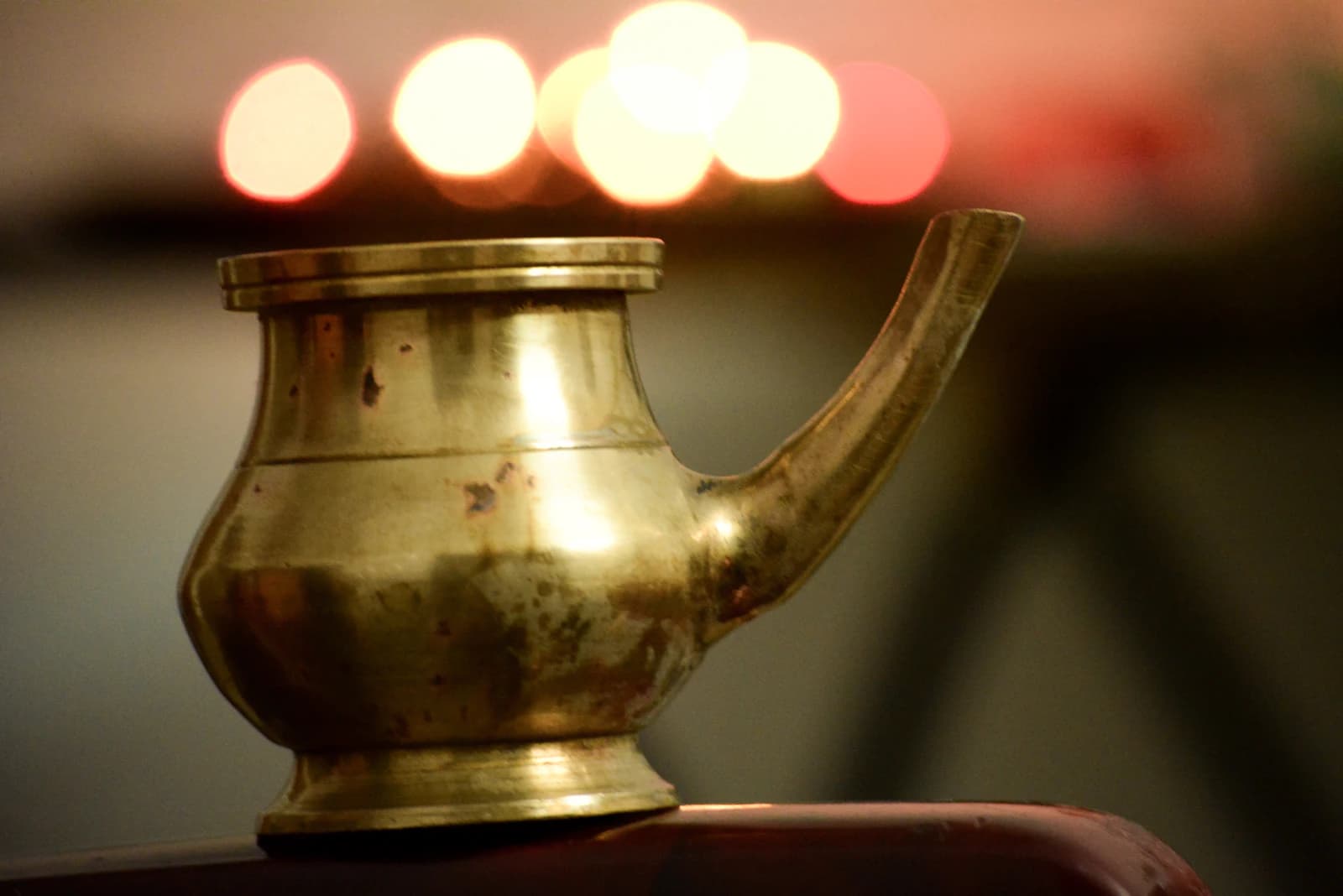 Shirodhara ritual