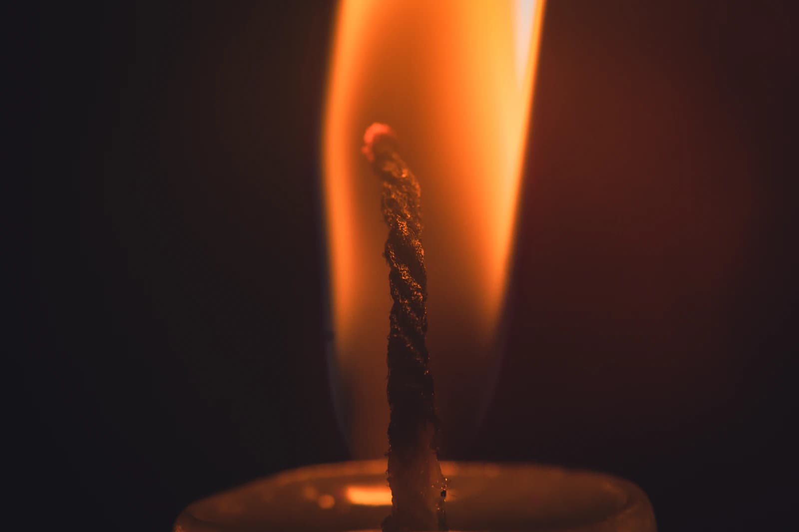 Shirodhara, a nightly ritual